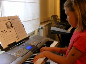 Der GeyserHaus e.V. bietet vielfältige Möglichkeiten der künstlerischen, kulturellen und musikalischen Bildung wie Begegnung.