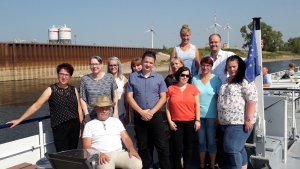 (v.l.n.r.) Kerstin Franke, Kathrin Wöprich, Steffi Zimmermann, Peggy Richter, Christopher Matthis, Silke Farber, Inga Scholz, Kerstin Hagedorn, Ihor Oslaba, Antje Peters und Robert Krause hinten.