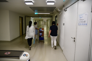 Versorgungstrakt im Untergeschoss des Hauses 6 im UKL - die Basis der RWS Gebäudereinigung